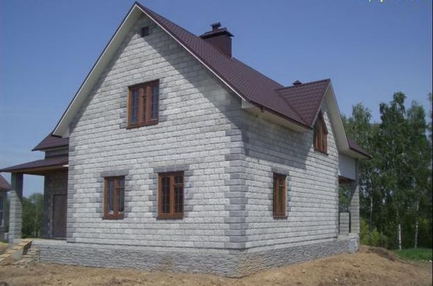 Особенности строительства домов из пеноблока